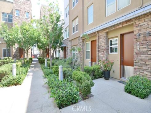 253 E Jeanette Lane, Santa Ana, CA