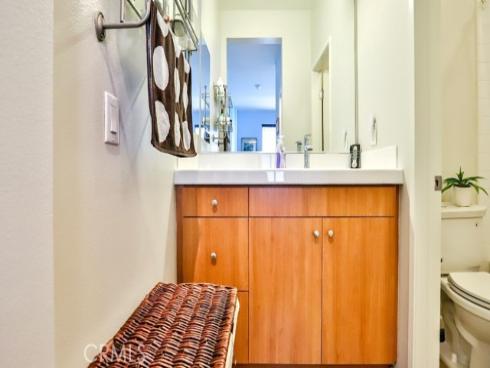 253 E Jeanette Lane, Santa Ana, CA