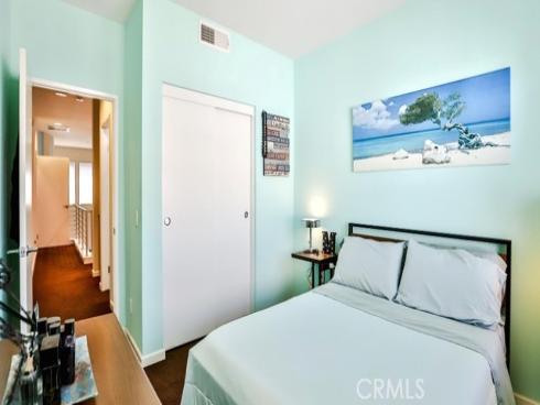 253 E Jeanette Lane, Santa Ana, CA