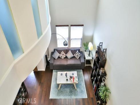 253 E Jeanette Lane, Santa Ana, CA