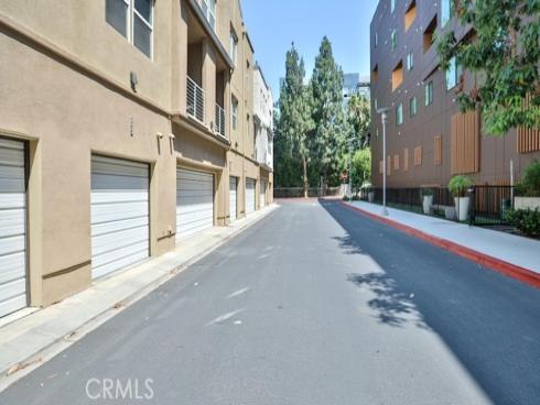 253 E Jeanette Lane, Santa Ana, CA