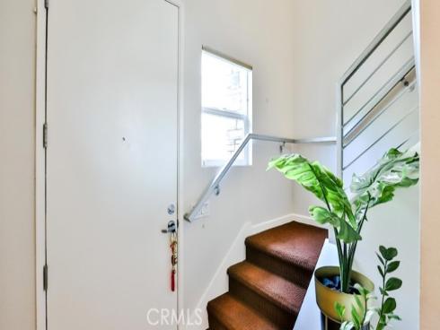 253 E Jeanette Lane, Santa Ana, CA