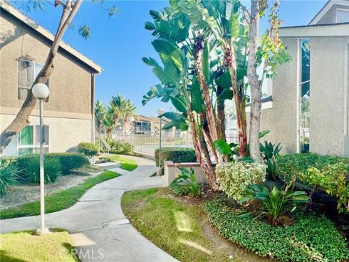 2813 S Fairview  G  Street, Santa Ana, CA