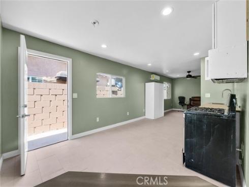 2513 W Occidental   Street, Santa Ana, CA