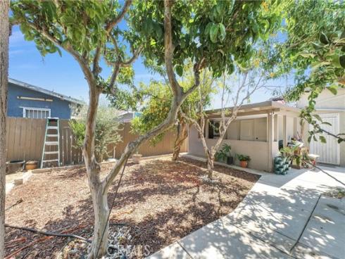 2513 W Occidental   Street, Santa Ana, CA