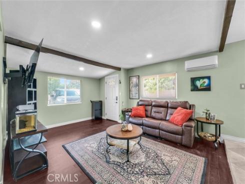 2513 W Occidental   Street, Santa Ana, CA