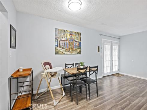 611 S Orange  10  Avenue, Santa Ana, CA