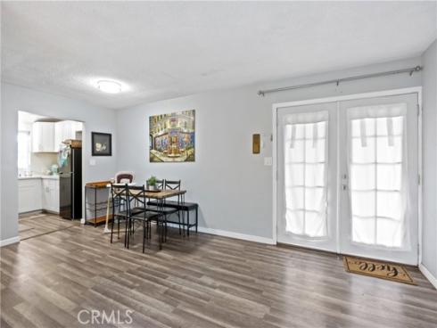 611 S Orange  10  Avenue, Santa Ana, CA