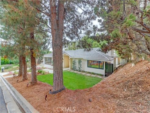 10461  Shadyridge   Drive, Santa Ana, CA