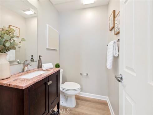 452 E Jeanette Lane, Santa Ana, CA