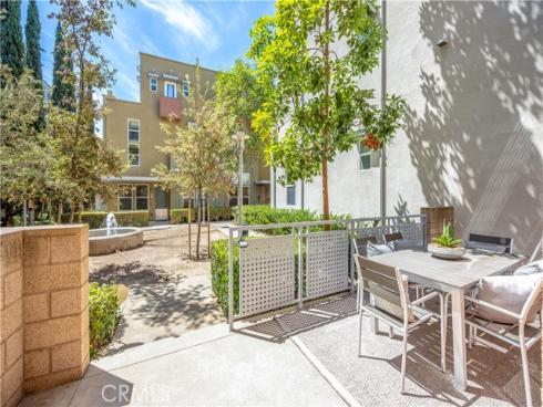 452 E Jeanette Lane, Santa Ana, CA