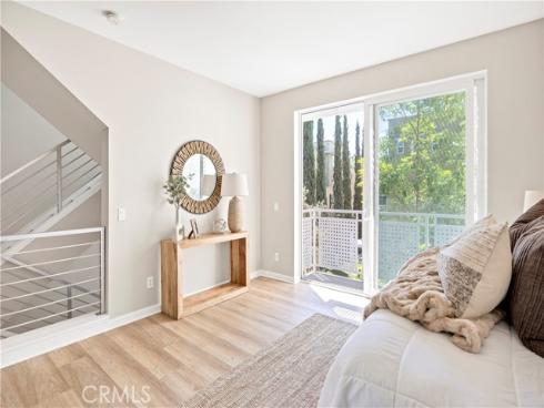 452 E Jeanette Lane, Santa Ana, CA