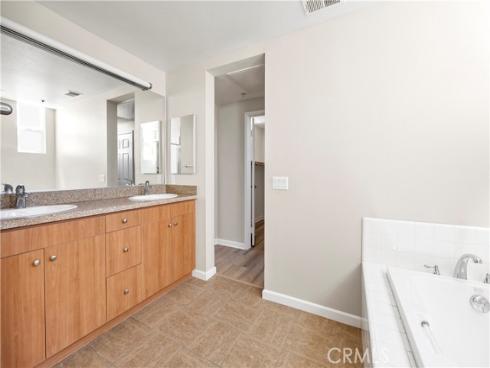 452 E Jeanette Lane, Santa Ana, CA