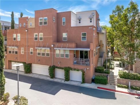 452 E Jeanette Lane, Santa Ana, CA