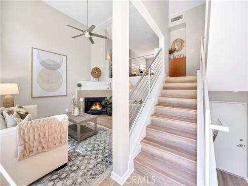 452 E Jeanette Lane, Santa Ana, CA