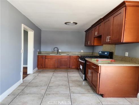 529  S Flower  , Santa Ana, CA