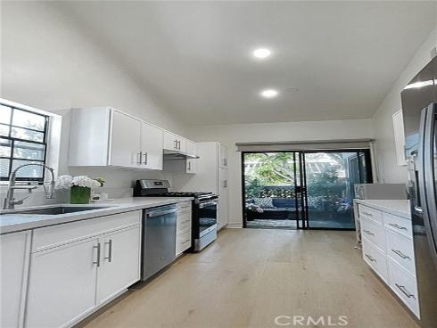 2510 W. Macarthur Boulevard B