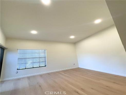 2510 W Macarthur B Boulevard, Santa Ana, CA