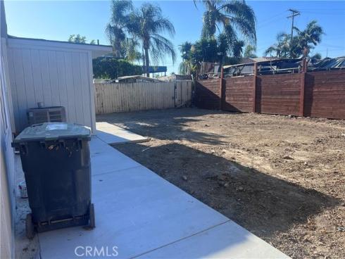 1727  Santa Ana   Boulevard, Santa Ana, CA