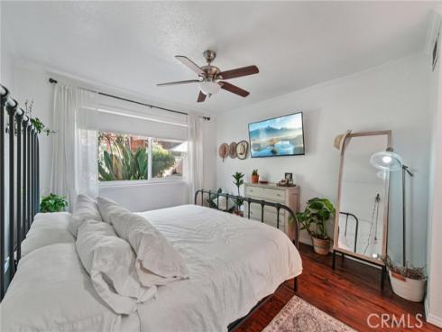 1062  Cabrillo Park  B  Drive, Santa Ana, CA