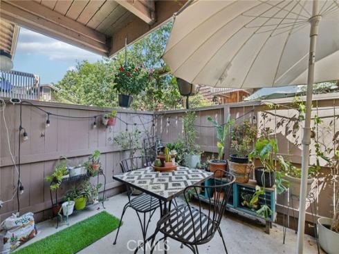 1062  Cabrillo Park  B  Drive, Santa Ana, CA