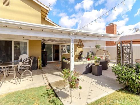 2318  W Moore Ave  , Santa Ana, CA