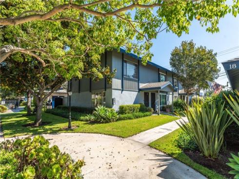 1107 W Memory  17A  Lane, Santa Ana, CA