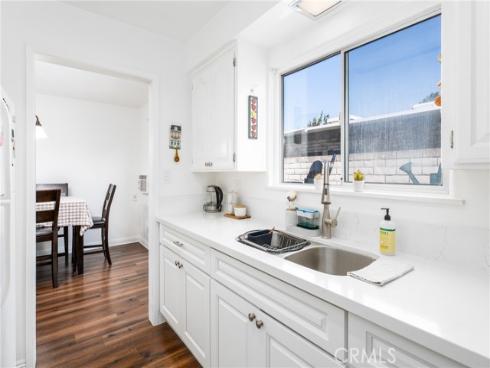 1107 W Memory  17A  Lane, Santa Ana, CA