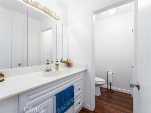 1107 W Memory  17A  Lane, Santa Ana, CA