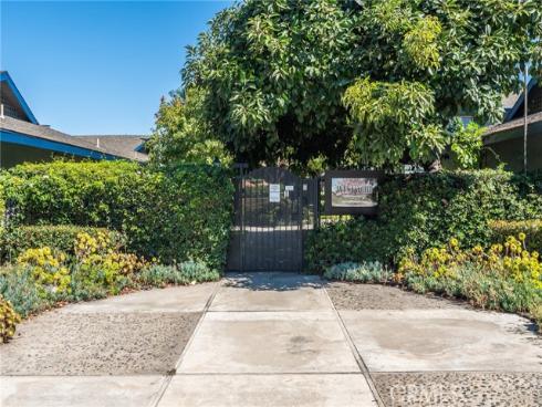 1107 W Memory  17A  Lane, Santa Ana, CA