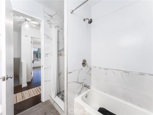 1107 W Memory  17A  Lane, Santa Ana, CA