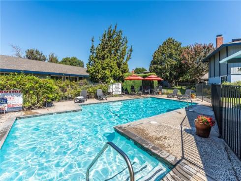 1107 W Memory  17A  Lane, Santa Ana, CA