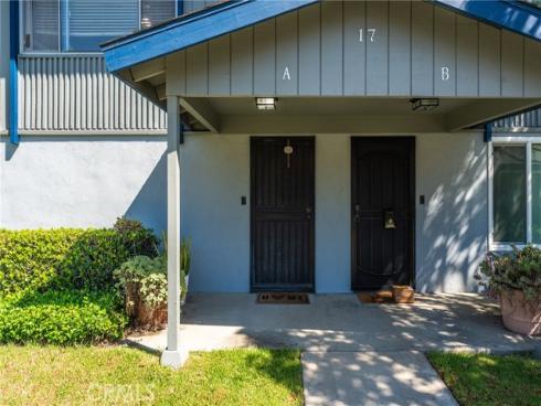 1107 W Memory  17A  Lane, Santa Ana, CA