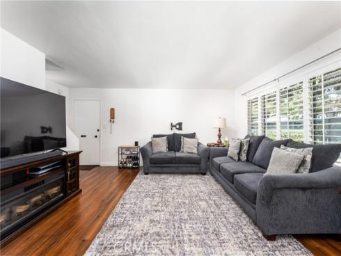 1107 W Memory  17A  Lane, Santa Ana, CA