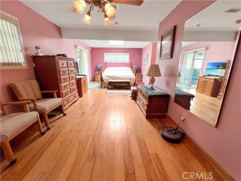 2021  Kristi   Lane, Santa Ana, CA