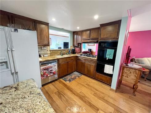 2021  Kristi   Lane, Santa Ana, CA