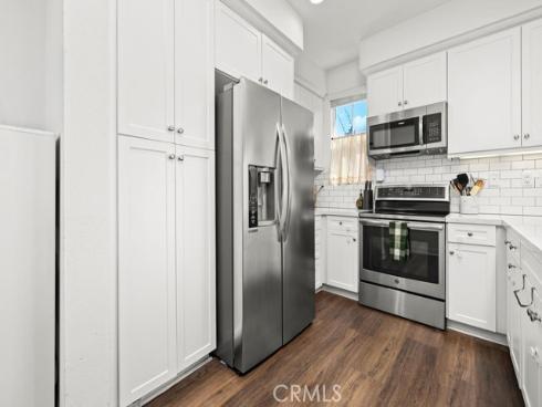 1416 N Harbor 6 Boulevard, Santa Ana, CA