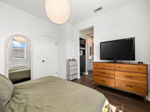 1416 N Harbor 6 Boulevard, Santa Ana, CA