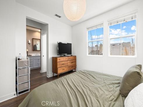 1416 N Harbor 6 Boulevard, Santa Ana, CA