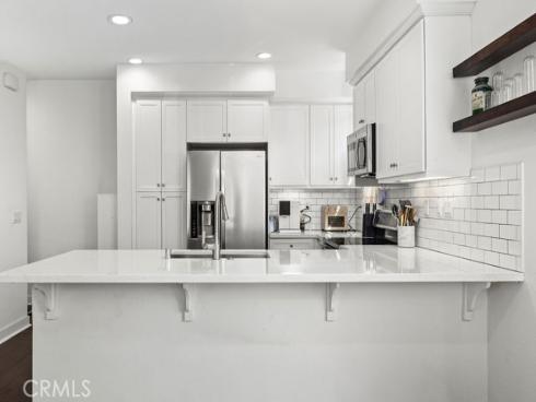 1416 N Harbor 6 Boulevard, Santa Ana, CA