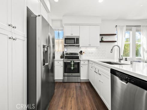 1416 N Harbor 6 Boulevard, Santa Ana, CA