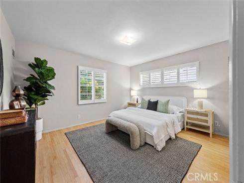 1101 W Sharon   Road, Santa Ana, CA