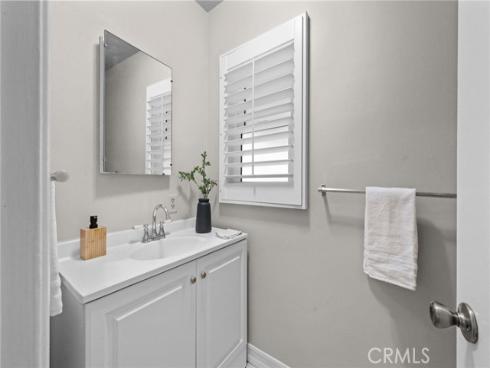 1101 W Sharon   Road, Santa Ana, CA