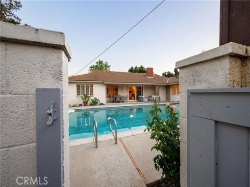 1101 W Sharon   Road, Santa Ana, CA