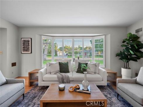 1101 W Sharon   Road, Santa Ana, CA