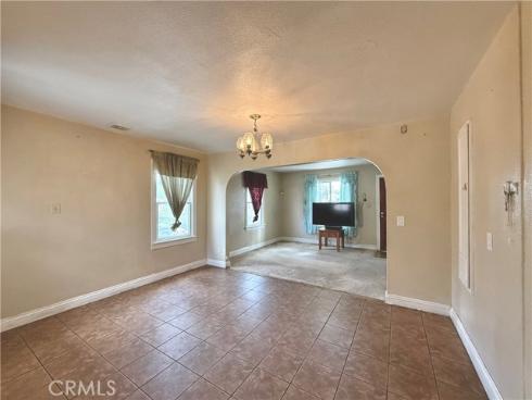 2124 S Kilson   Drive, Santa Ana, CA