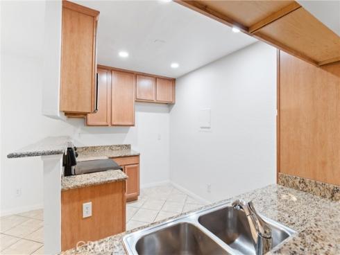 1345  Cabrillo Park  L16  Drive, Santa Ana, CA