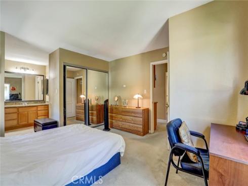 1345  Cabrillo Park  R02  Drive, Santa Ana, CA