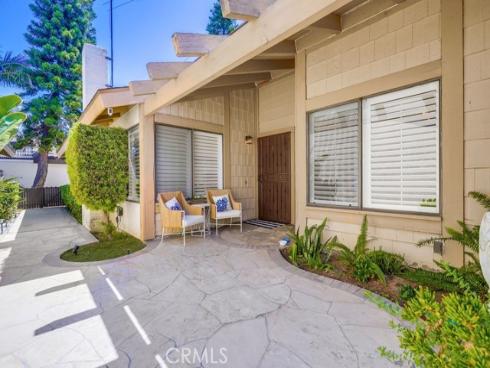 1903 E. Fruit Street