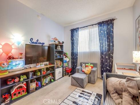 1903 E Fruit   Street, Santa Ana, CA